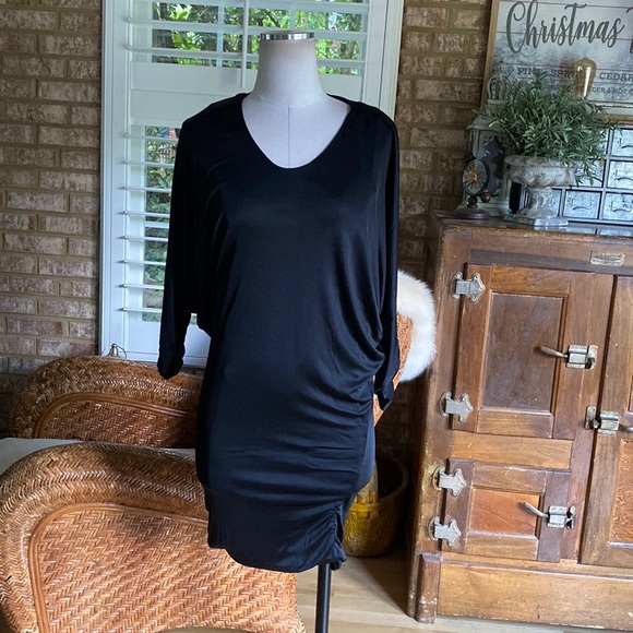 GUESS BY MARCIANO BLACK DRESS MEDIUM NEW - Picture 1 of 10